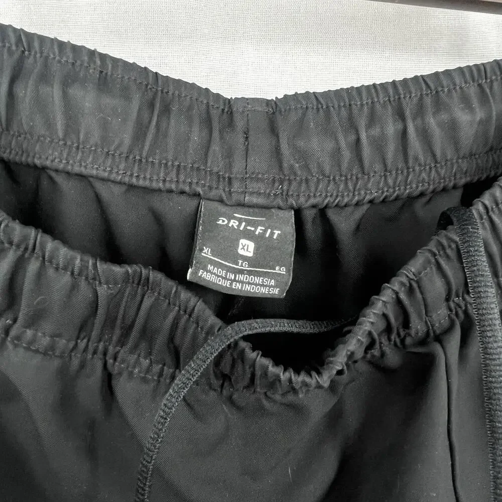 Nike Dri-FIT Team Track Pants Mens XL Black Woven Athletic Training 800201-010